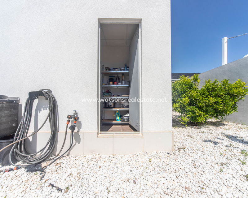 Resale - Fristaende Villa - Urb. La Marina