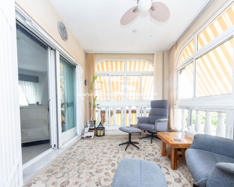 Resale - Fristaende Villa - Urb. La Marina