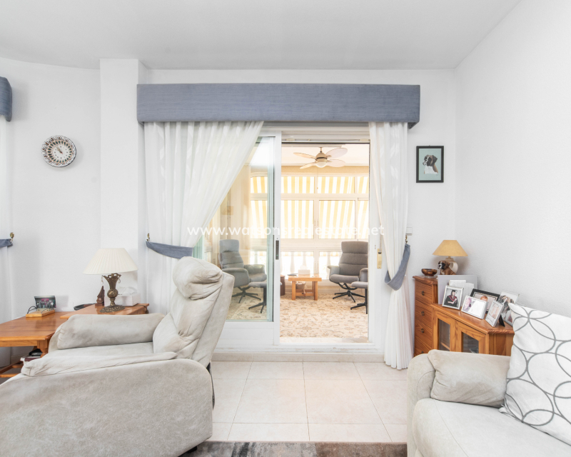 Resale - Fristaende Villa - Urb. La Marina