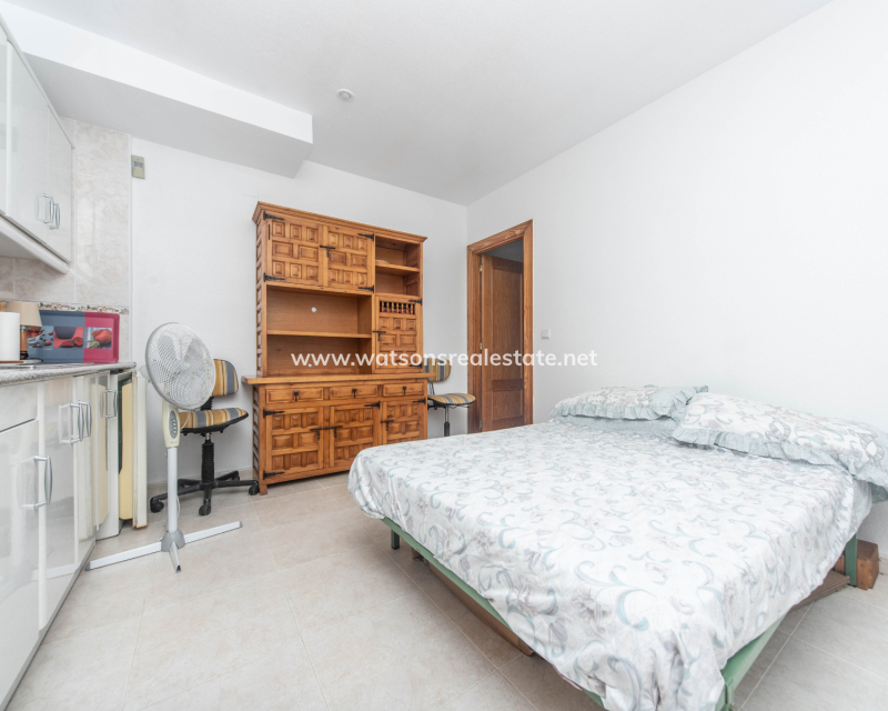 Resale - Fristaende Villa - Urb. La Marina