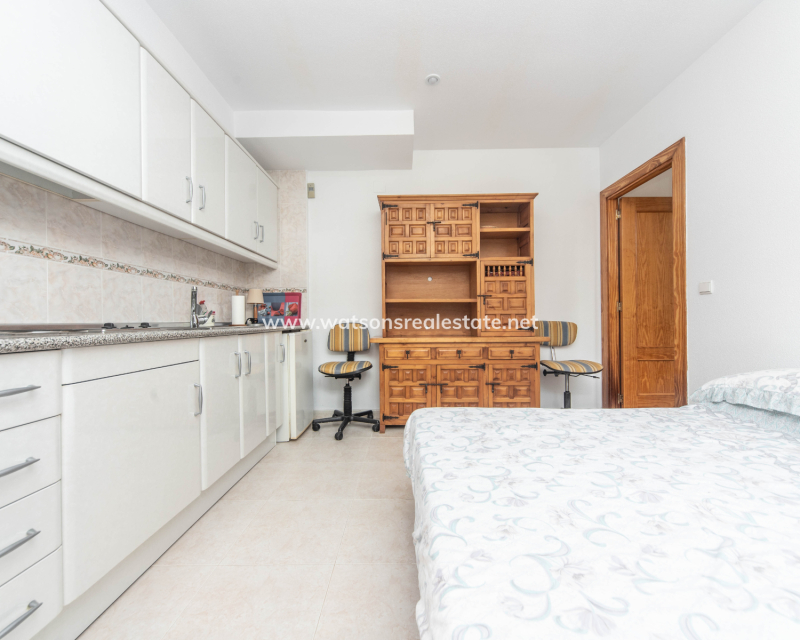 Resale - Fristaende Villa - Urb. La Marina