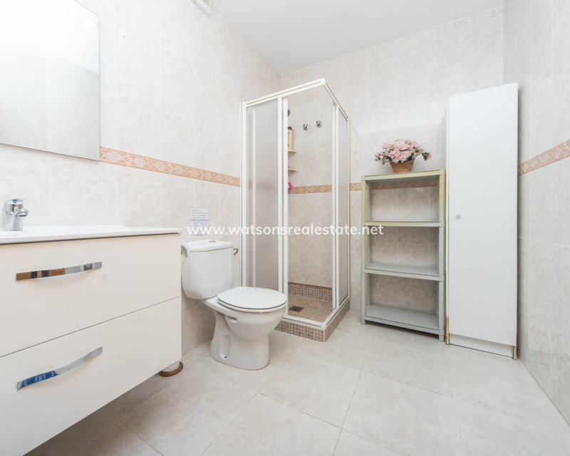 Resale - Fristaende Villa - Urb. La Marina