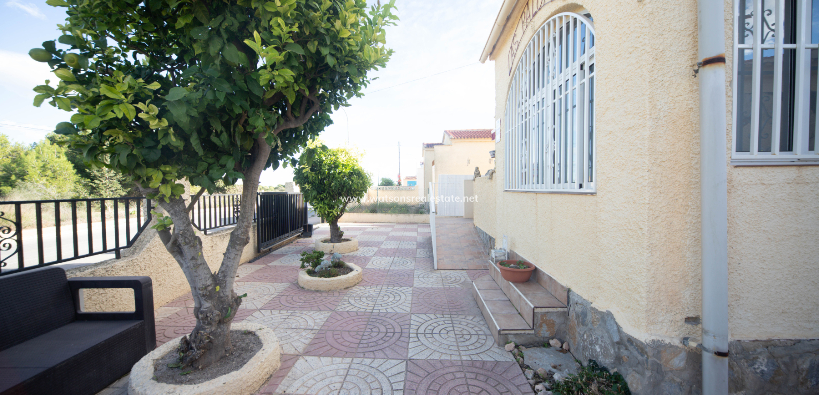 Resale - Fristaende Villa - Urb. La Marina