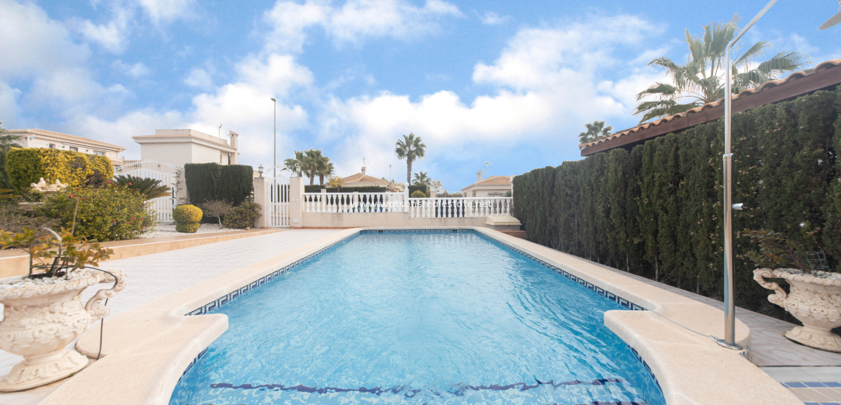 Resale - Fristaende Villa - Urb. La Marina