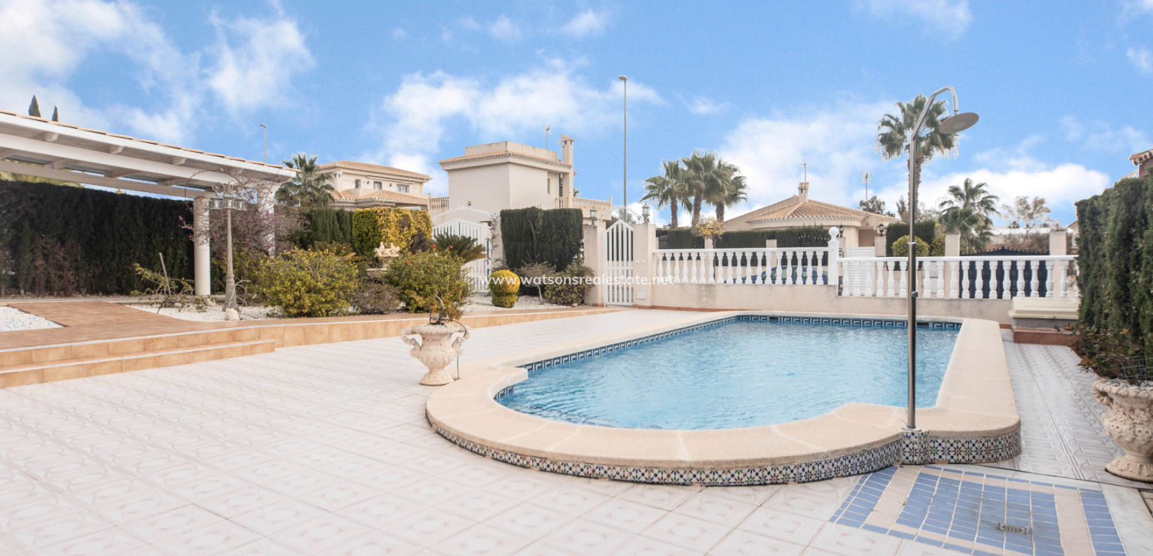 Resale - Fristaende Villa - Urb. La Marina