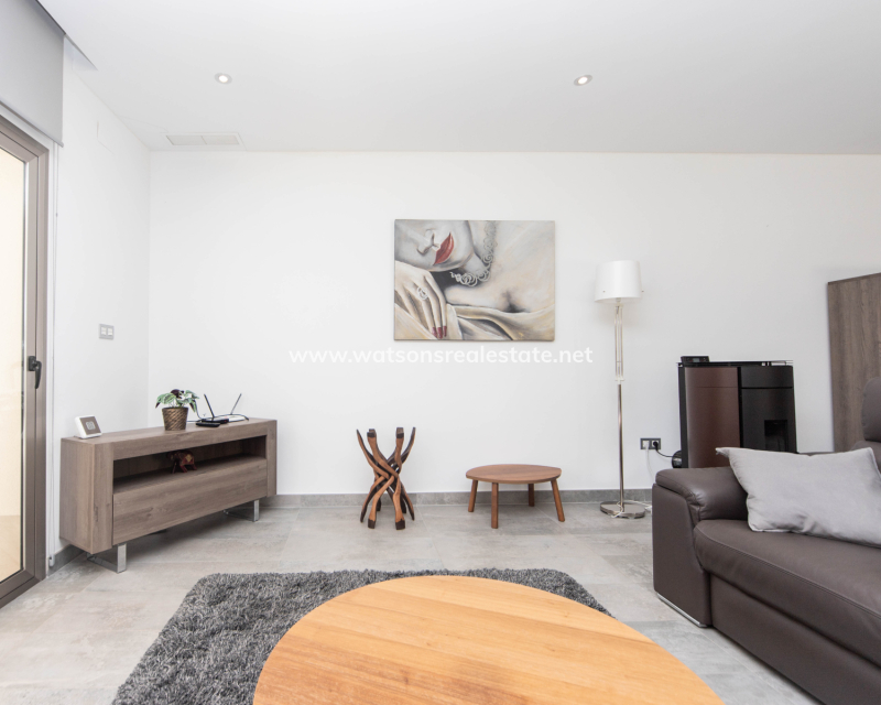 Resale - Fristaende Villa - Urb. La Marina