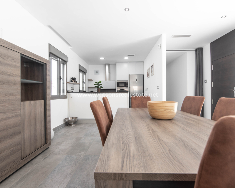 Resale - Fristaende Villa - Urb. La Marina
