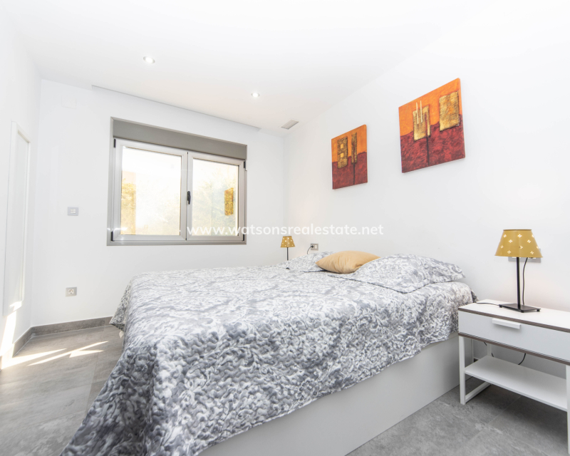 Resale - Fristaende Villa - Urb. La Marina
