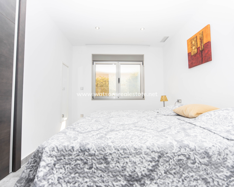 Resale - Fristaende Villa - Urb. La Marina