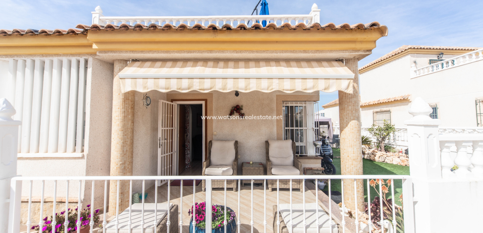 Resale - Fristaende Villa - Urb. La Marina