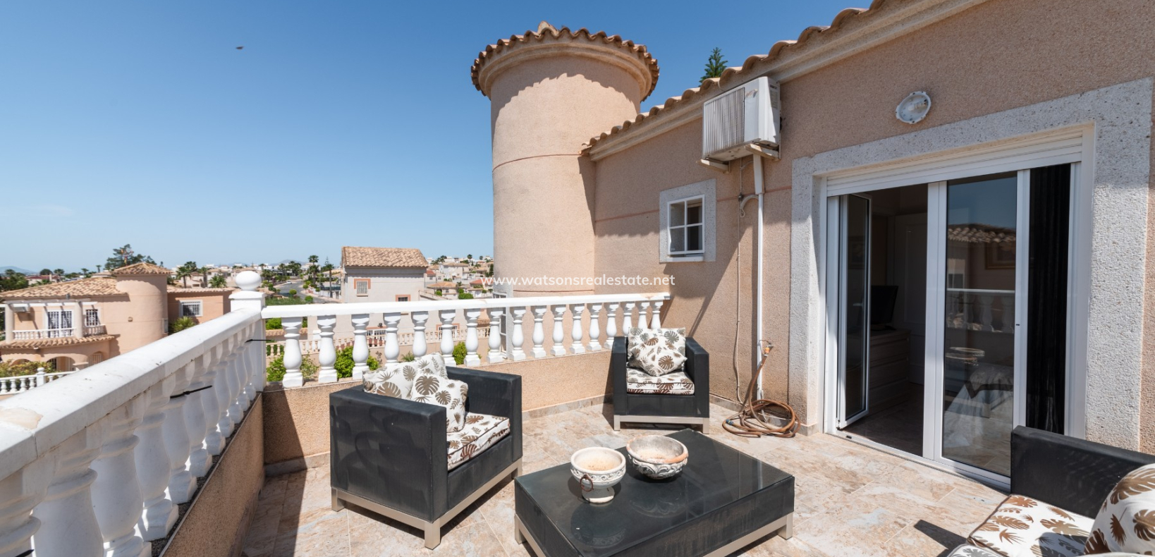 Resale - Fristaende Villa - Urb. La Marina
