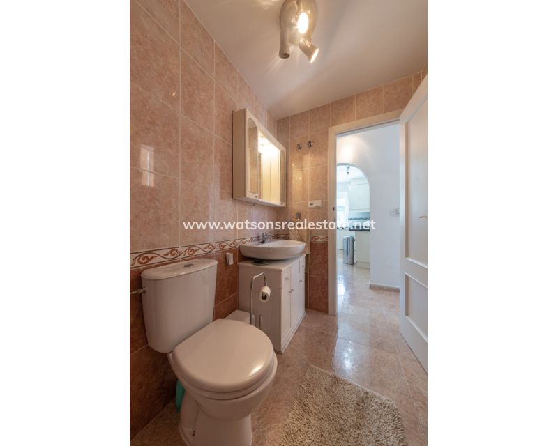 Resale - Fristaende Villa - Urb. La Marina