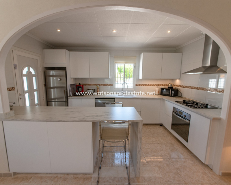 Resale - Fristaende Villa - Urb. La Marina