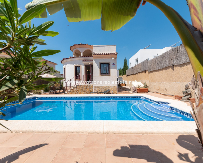 Resale - Fristaende Villa - Urb. La Marina