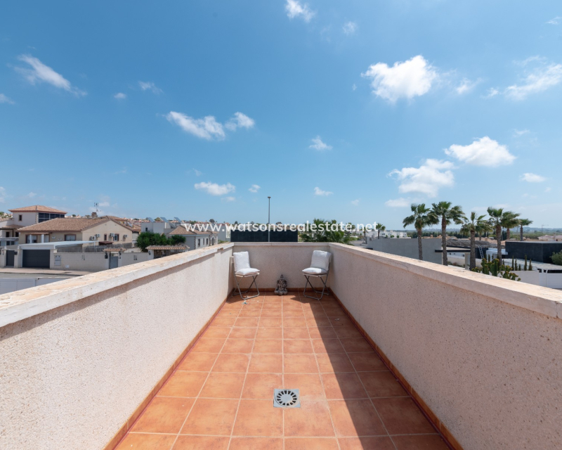 Resale - Fristaende Villa - Urb. La Marina