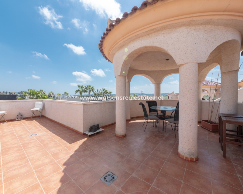 Resale - Fristaende Villa - Urb. La Marina