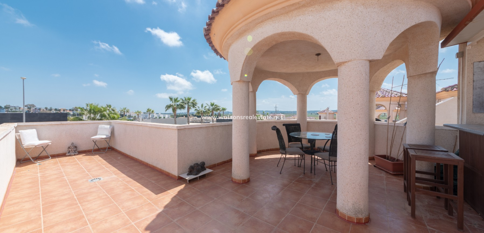 Resale - Fristaende Villa - Urb. La Marina