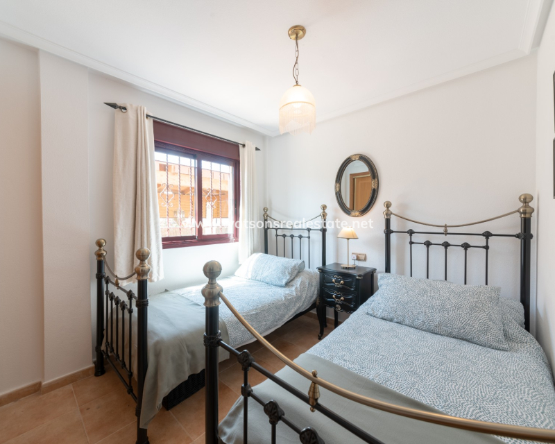 Resale - Fristaende Villa - Urb. La Marina