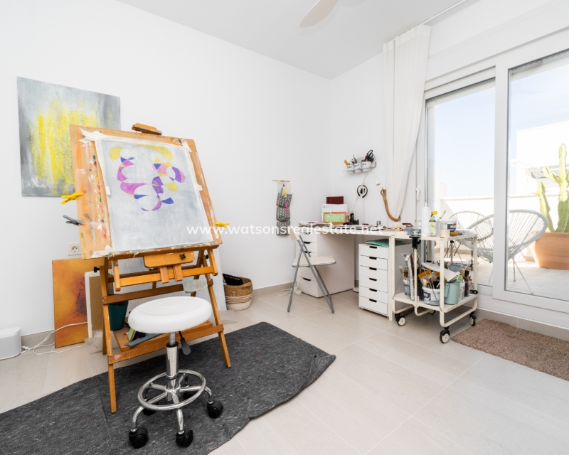 Resale - Fristaende Villa - Urb. La Marina