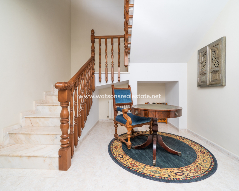 Resale - Fristaende Villa - Urb. La Marina