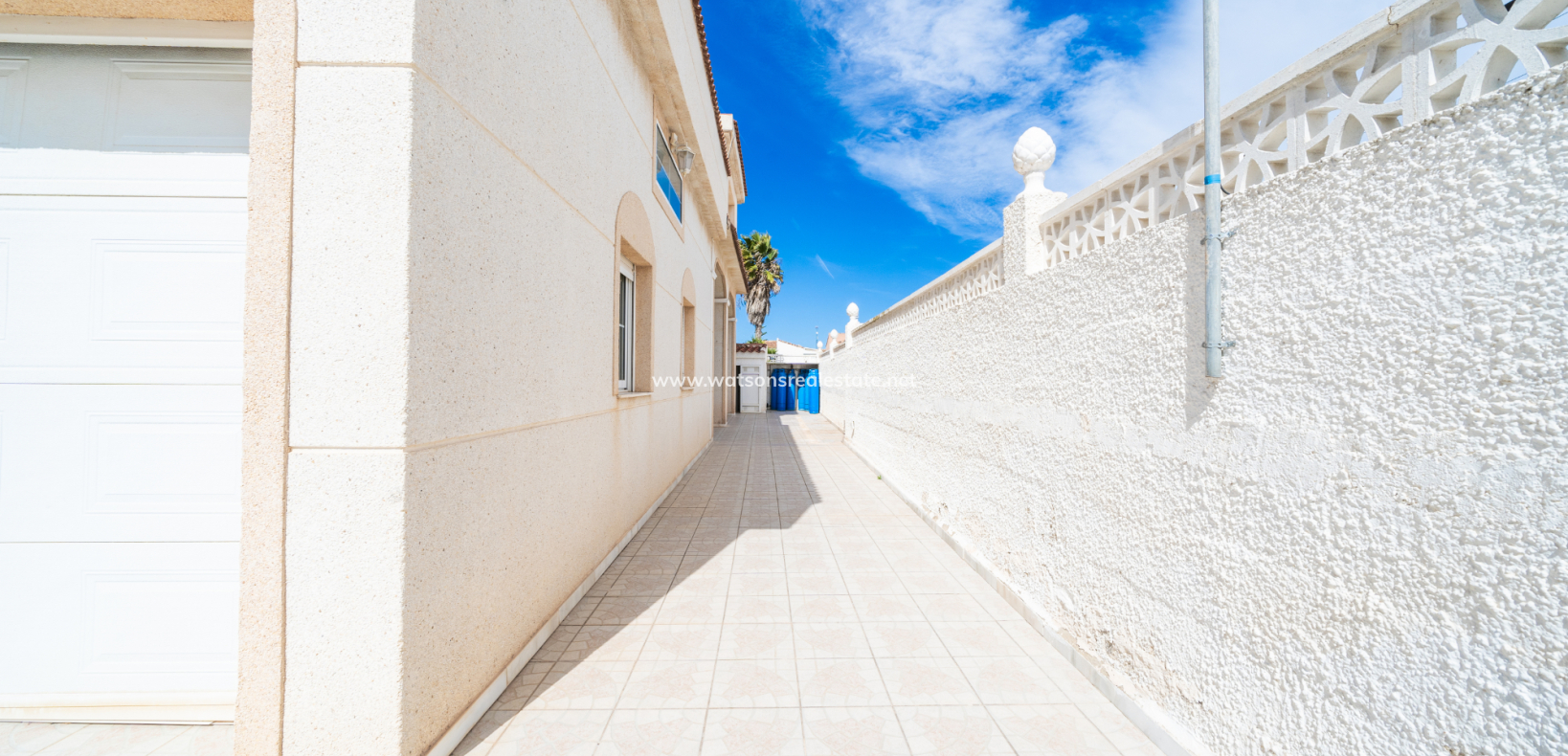 Resale - Fristaende Villa - Urb. La Marina