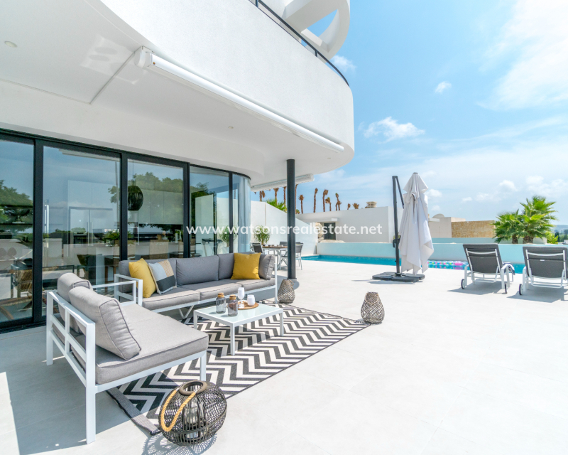 Resale - Fristaende Villa - Urb. La Marina