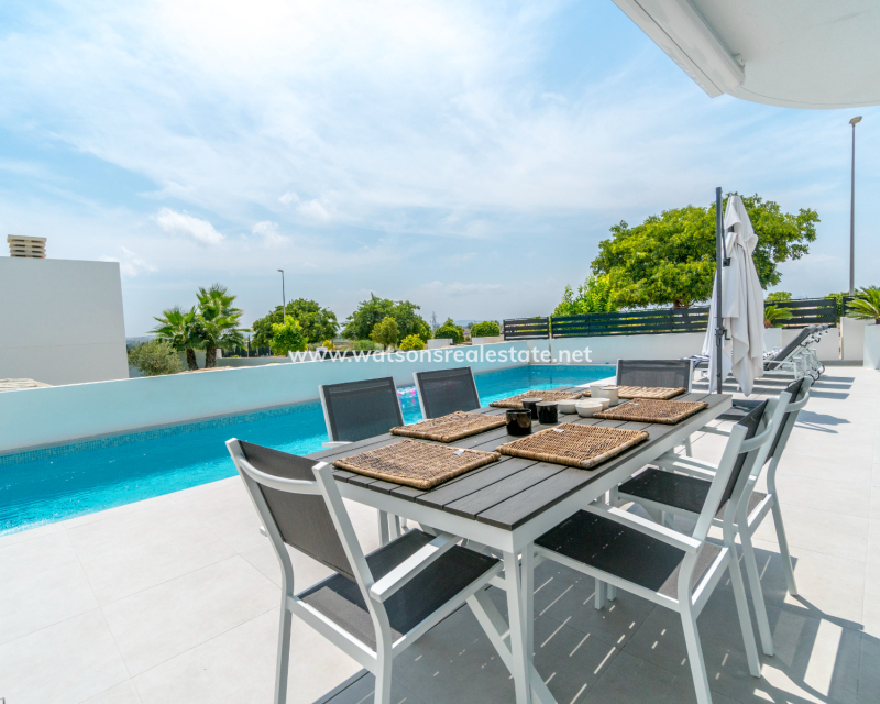 Resale - Fristaende Villa - Urb. La Marina