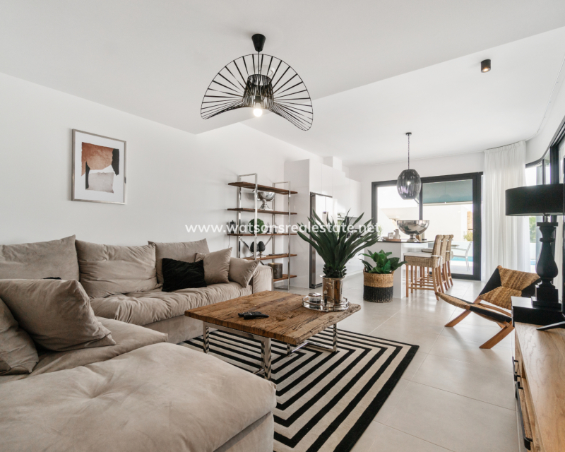 Resale - Fristaende Villa - Urb. La Marina