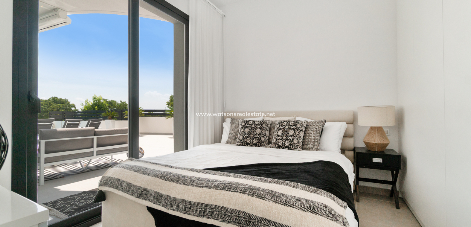 Resale - Fristaende Villa - Urb. La Marina