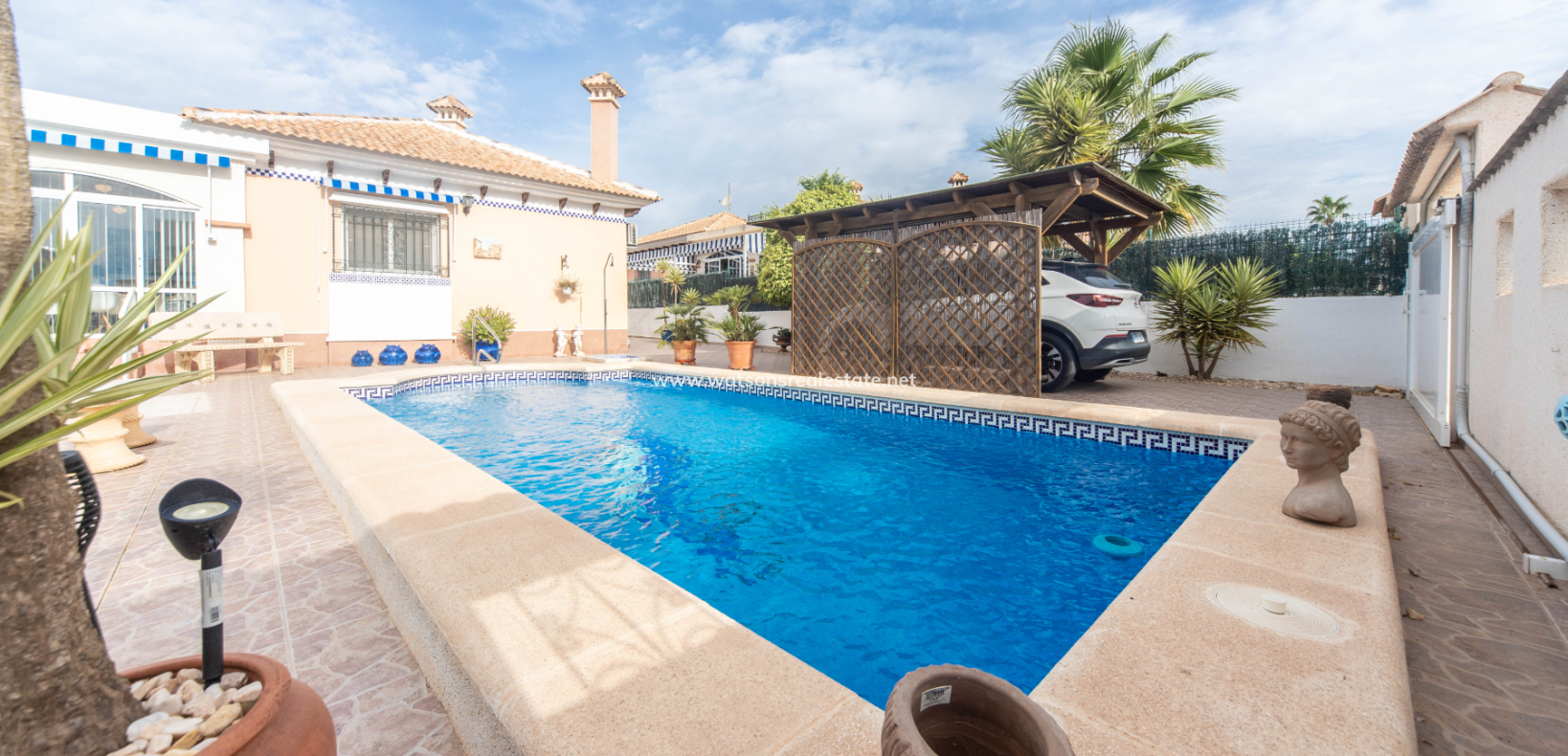 Resale - Fristaende Villa - Urb. La Marina