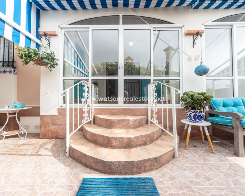 Resale - Fristaende Villa - Urb. La Marina