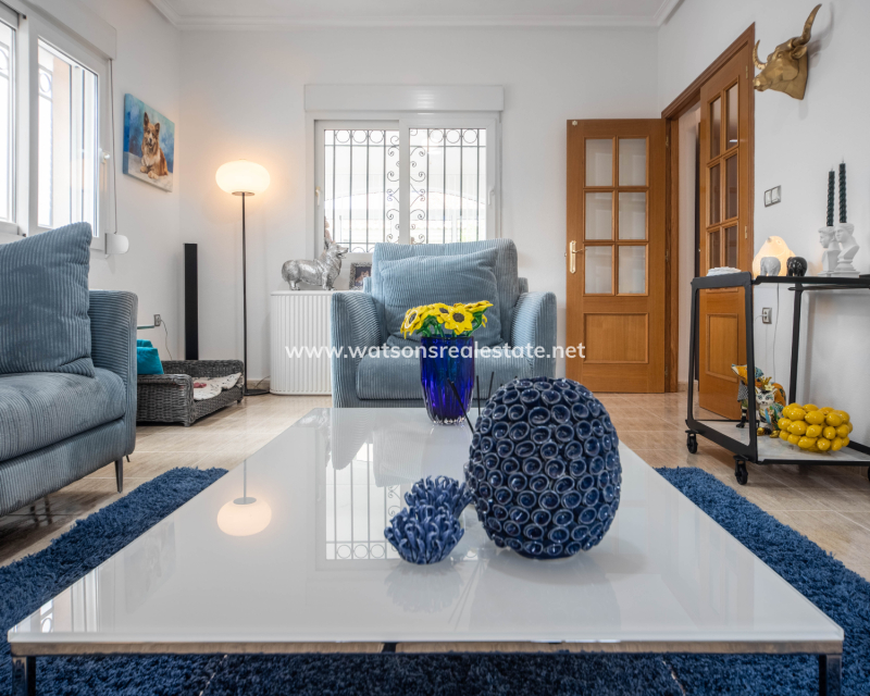 Resale - Fristaende Villa - Urb. La Marina