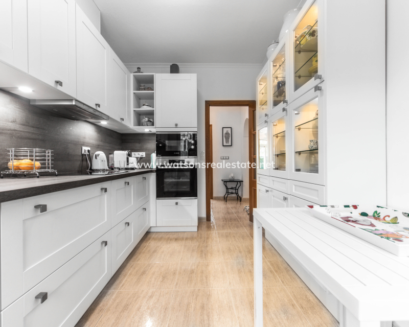 Resale - Fristaende Villa - Urb. La Marina