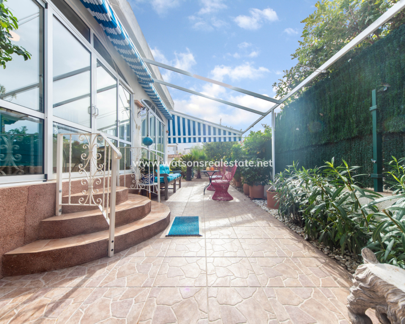 Resale - Fristaende Villa - Urb. La Marina