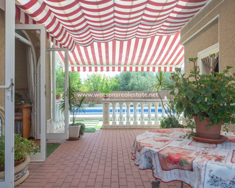 Resale - Fristaende Villa - Urb. La Marina