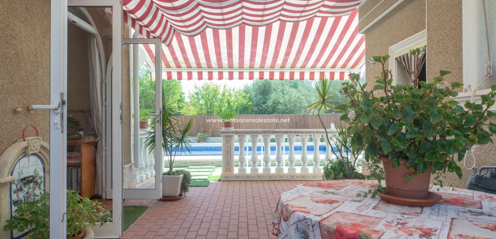 Resale - Fristaende Villa - Urb. La Marina