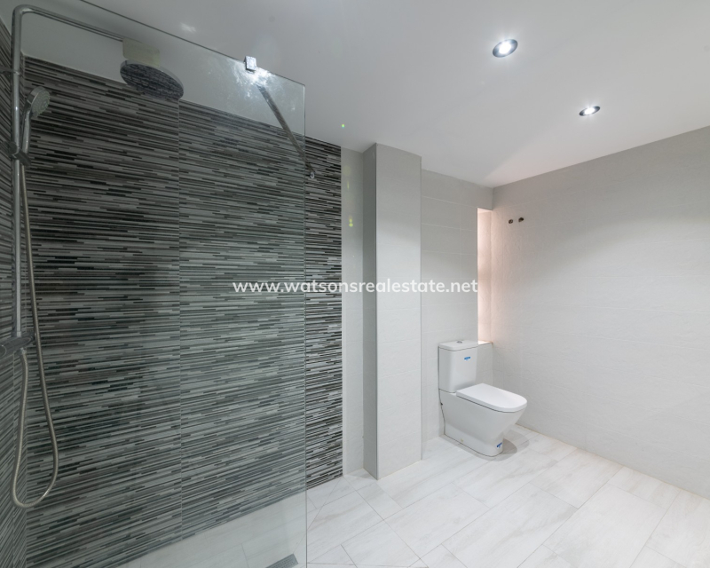 Resale - Fristaende Villa - Urb. La Marina