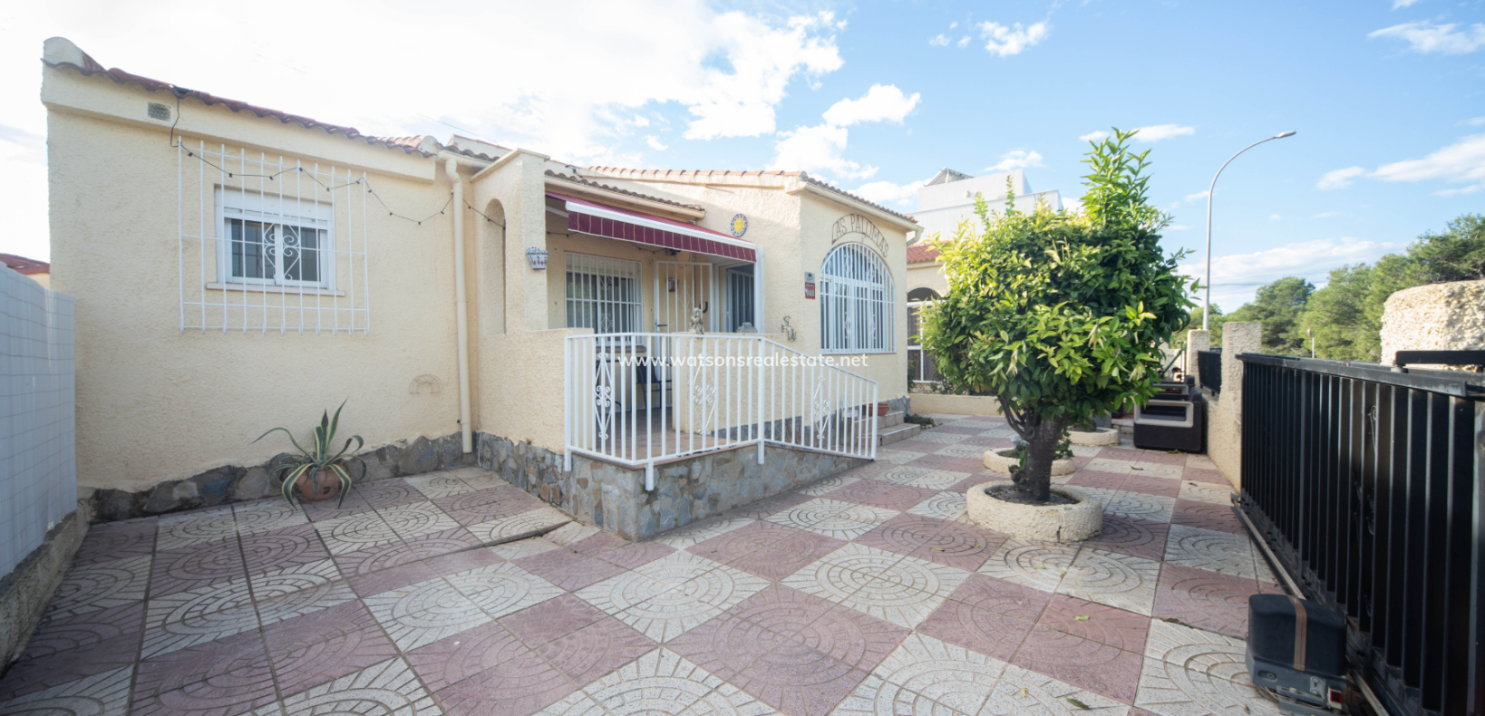 Resale - Fristaende Villa - Urb. La Marina