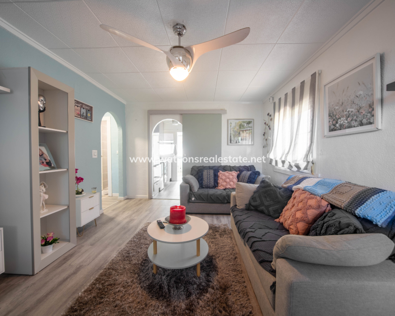 Resale - Fristaende Villa - Urb. La Marina