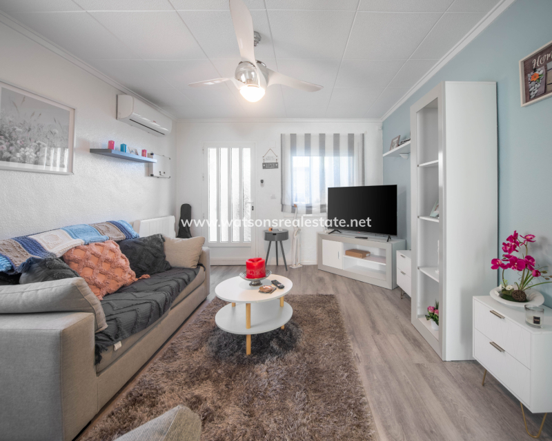 Resale - Fristaende Villa - Urb. La Marina