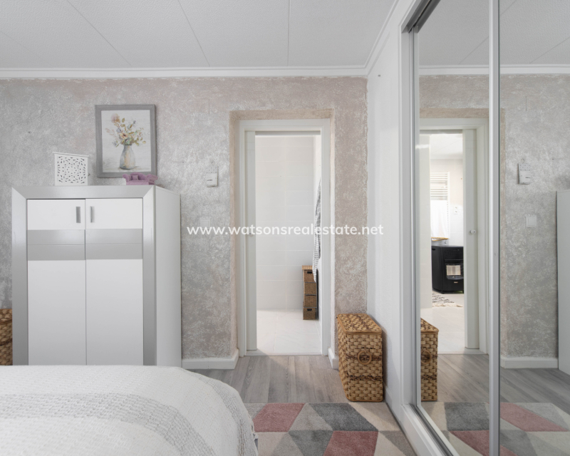 Resale - Fristaende Villa - Urb. La Marina