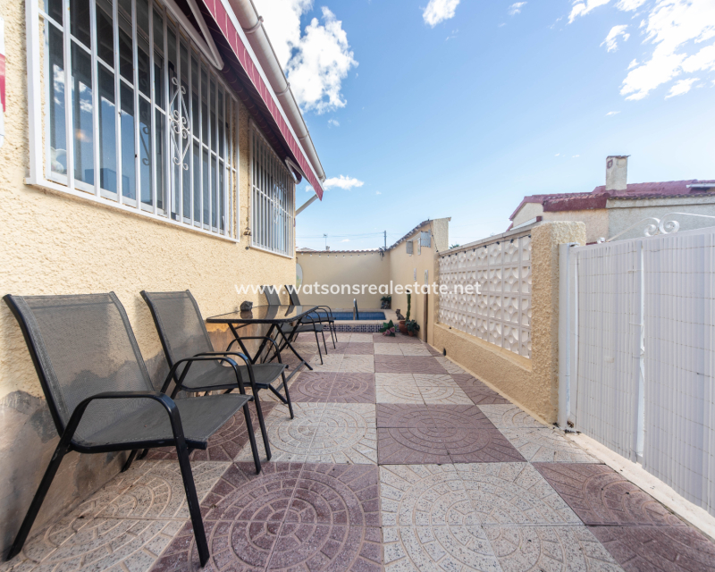 Resale - Fristaende Villa - Urb. La Marina