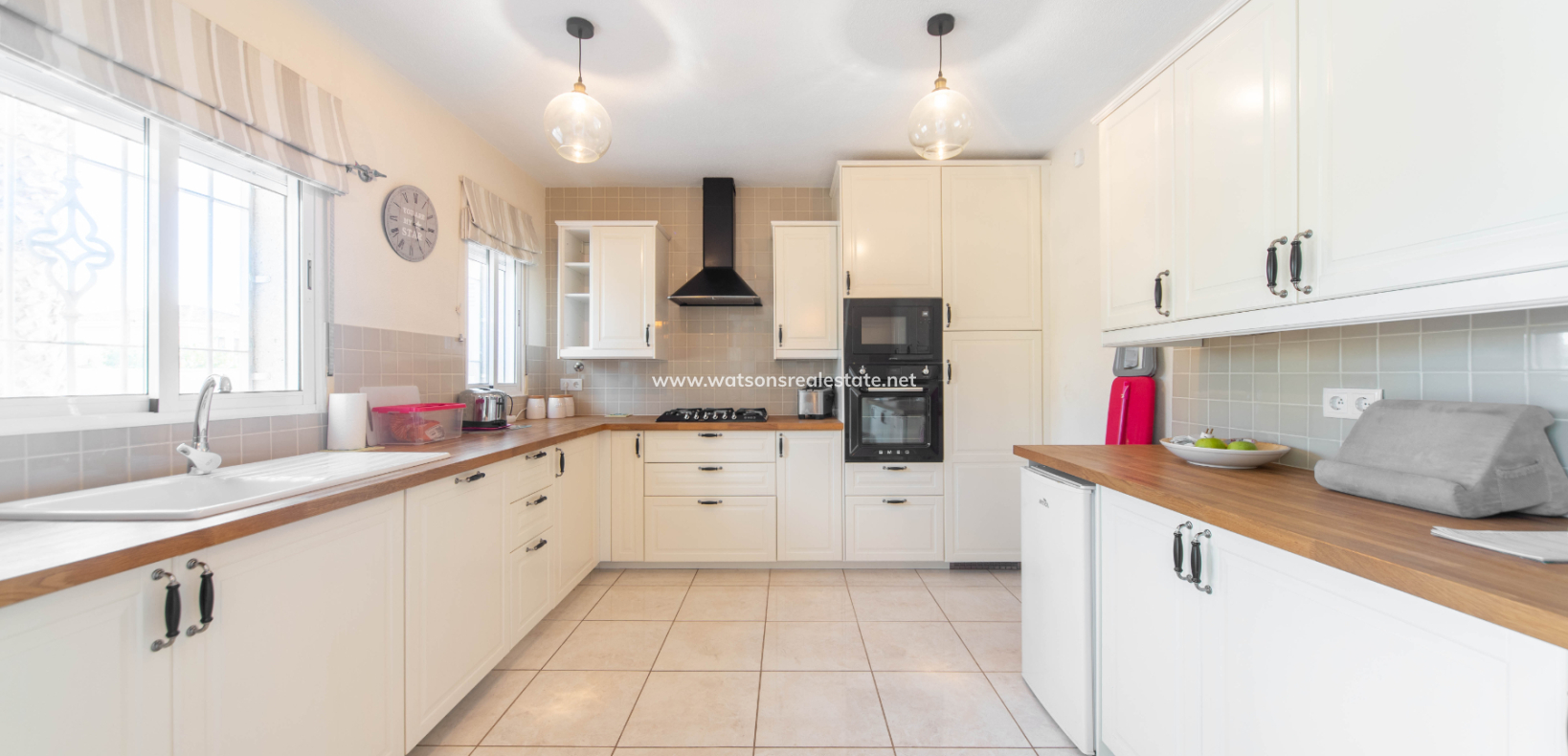 Resale - Fristaende Villa - Urb. La Marina