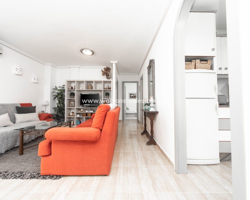 Resale - Fristaende Villa - Urb. La Marina