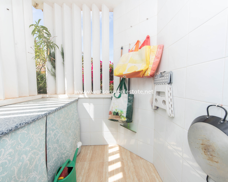 Resale - Fristaende Villa - Urb. La Marina