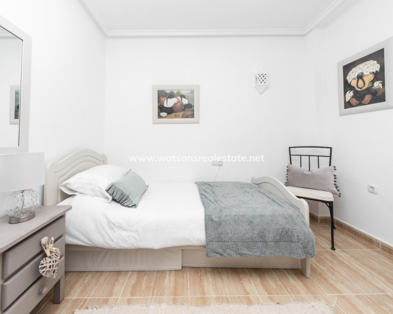Resale - Fristaende Villa - Urb. La Marina