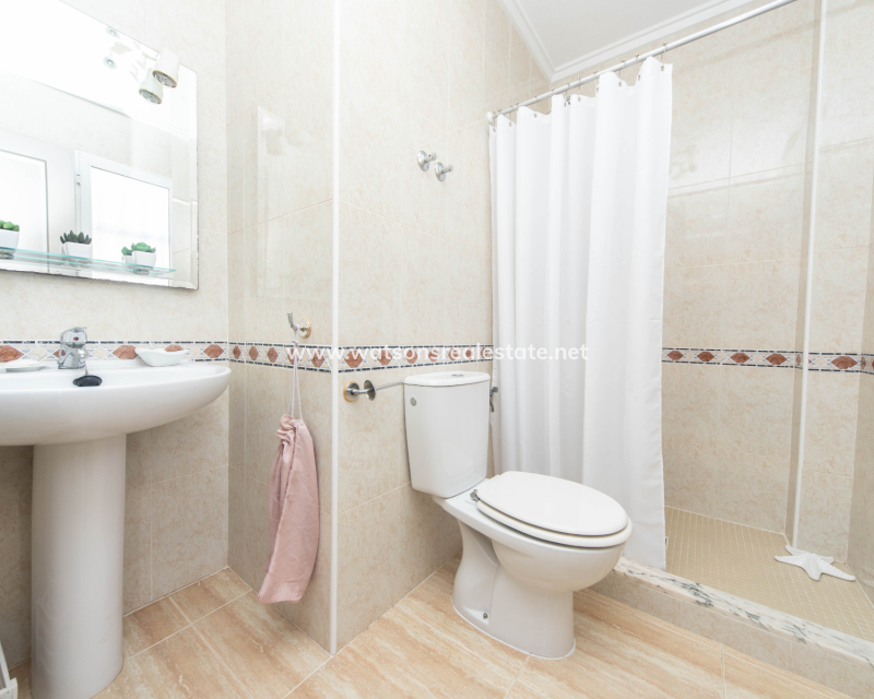Resale - Fristaende Villa - Urb. La Marina