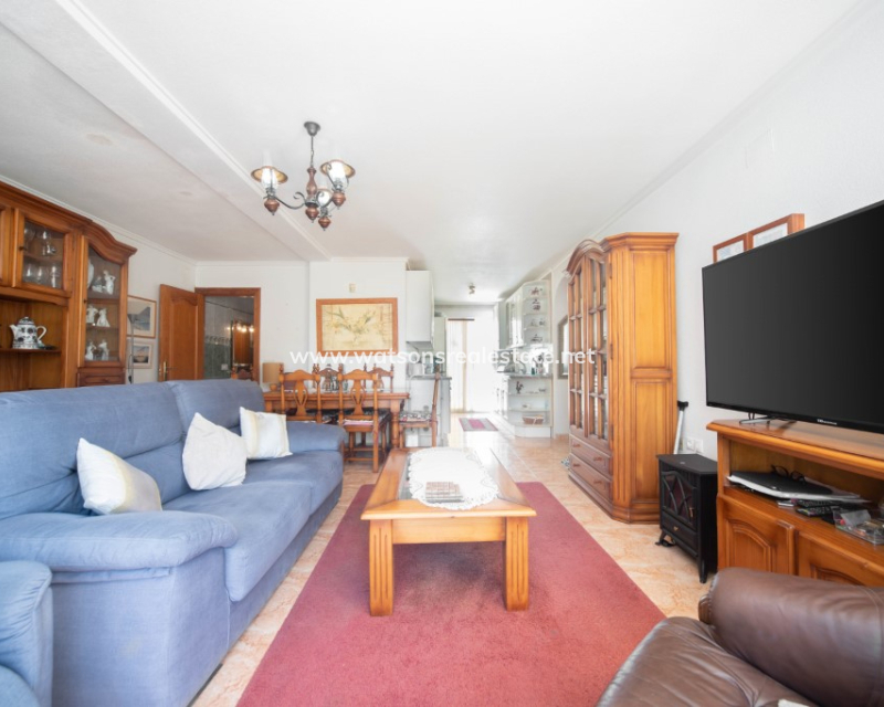 Resale - Fristaende Villa - Urb. La Marina