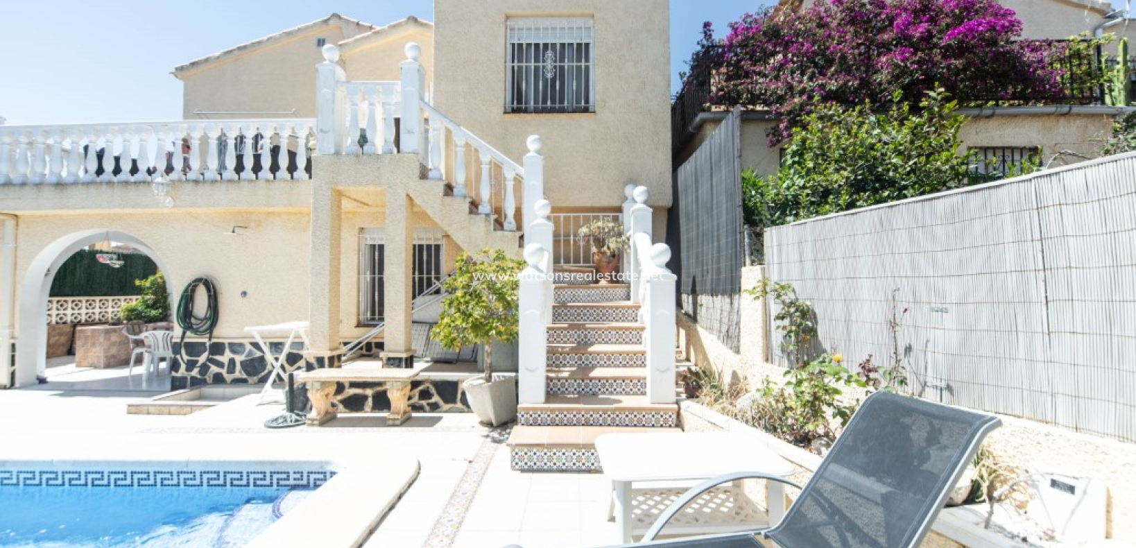 Resale - Fristaende Villa - Urb. La Marina