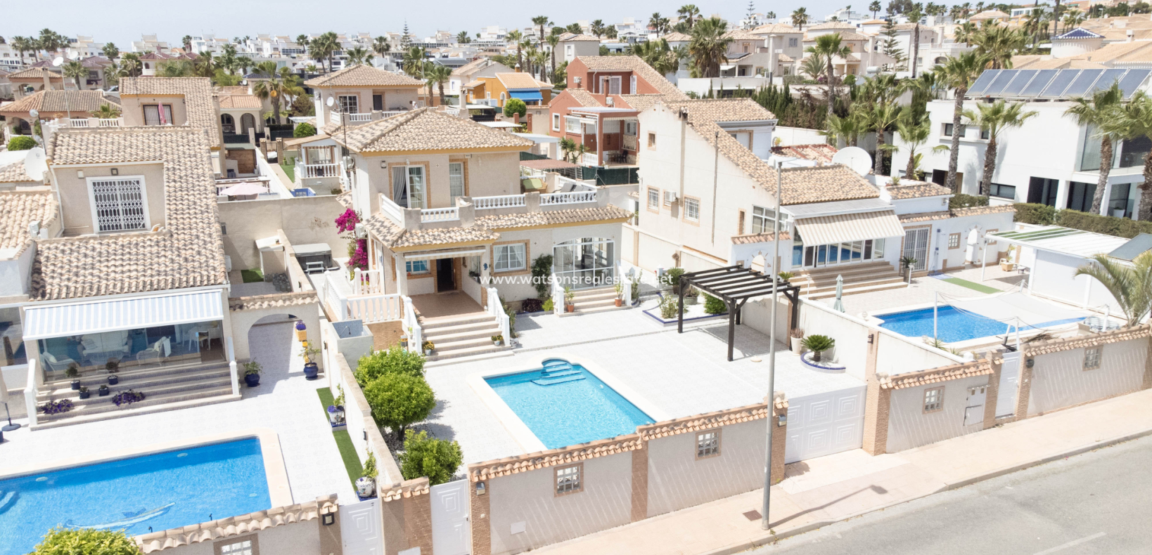 Resale - Fristaende Villa - Urb. La Marina